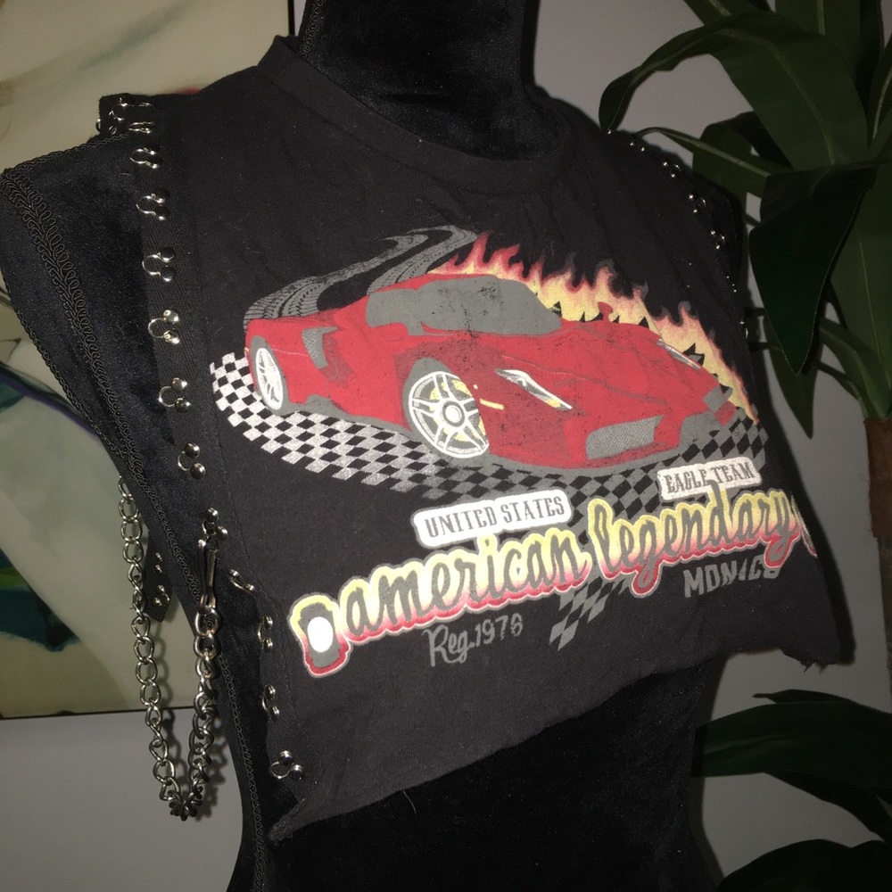 Edgy Chain Top